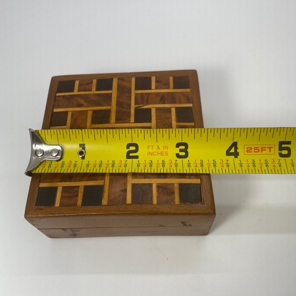 Vintage burl walnut wood trinket 3,5 inch by 3,5 inch #337 - Picture 6 of 6